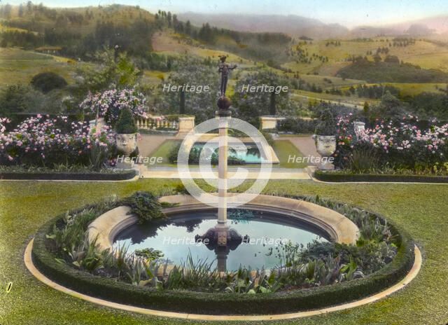 James Kennedy Moffitt house, 86 Sea View Avenue, Piedmont, California, 1917. Creator: Frances Benjamin Johnston.