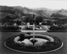 James Kennedy Moffitt house, 86 Sea View Avenue, Piedmont, California, 1917. Creator: Frances Benjamin Johnston