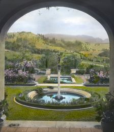 James Kennedy Moffitt house, 86 Sea View Avenue, Piedmont, California, 1917. Creator: Frances Benjamin Johnston