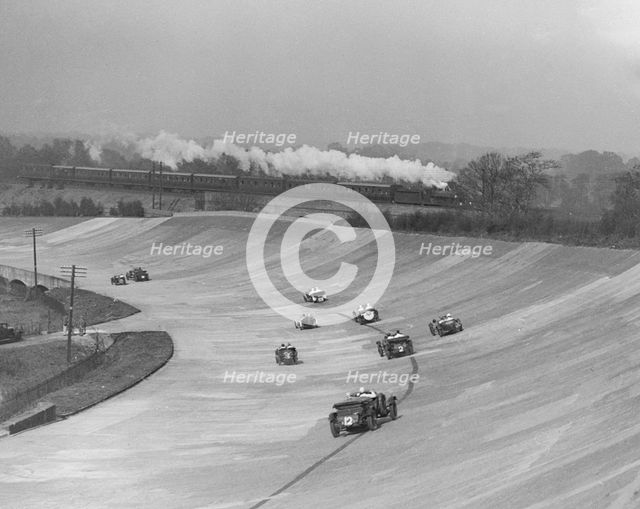 JCC Double Twelve Race, Brooklands, Surrey, 1929. Artist: Bill Brunell.