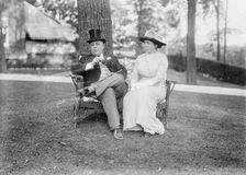 J.D. Remmonds & wife, between c1910 and c1915. Creator: Bain News Service