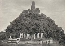 Jetawanarama Dagoba, die jungste der drei grossen Dagobas von Anurdhapura (Ende des 3. Jahrh. n. Ch