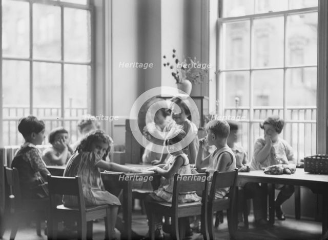 Jewish Federation activities involving children, 1934 Sept. 17. Creator: Arnold Genthe.