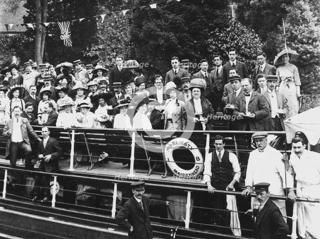 Jewish Free School staff outing on the River Thames, c1910. Creator: Unknown.