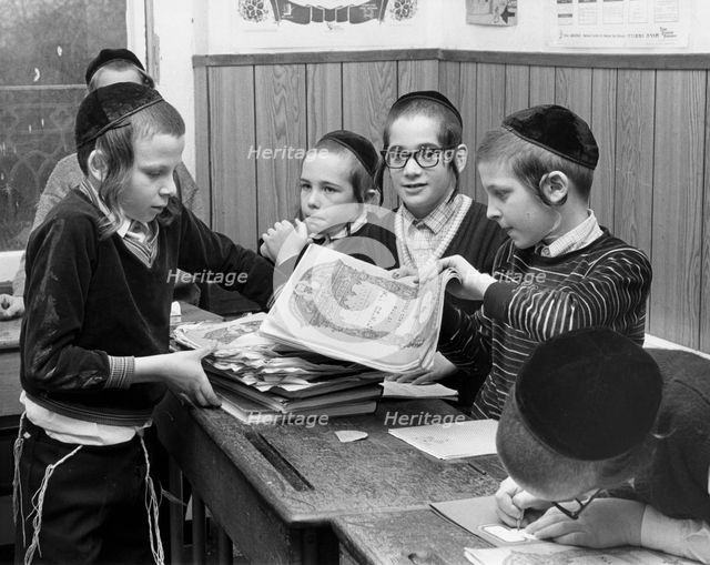 Jewish primary school children, December 1985. Creator: Sidney Harris.