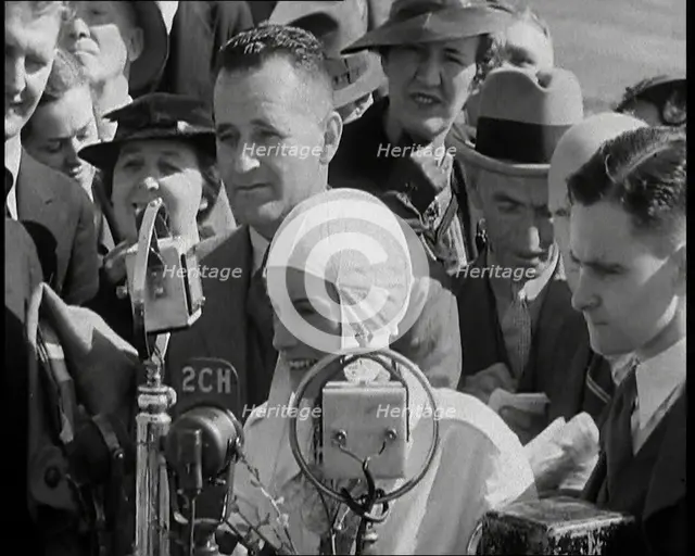 Jean Batten Giving a Speech, 1930s. Creator: British Pathe Ltd.