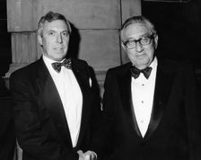 Jeremy Freedman, Chairman of Glasgow JIA, with Dr Henry Kissinger, politician and economist. Creator: Unknown