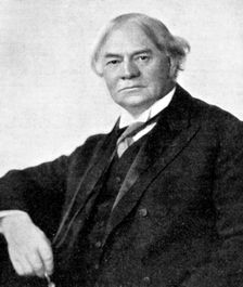 Jerome K. Jerome (1859-1927), English author, early 20th century