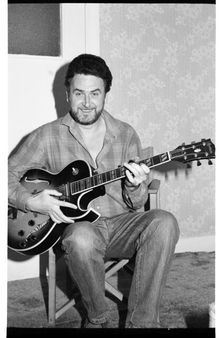 Jim Mullen, London, 1983. Artist: Brian O'Connor