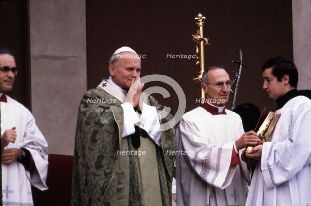 Juan Pablo II (1920-2005), the Pope during a religious celebration.