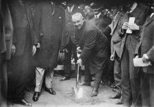 Judge McCall breaks ground for subway, 10/13/14, 1914. Creator: Bain News Service
