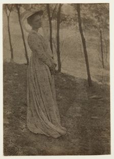 Julia Hall McCune, c. 1897. Creator: Clarence H. White (American, 1871-1925)