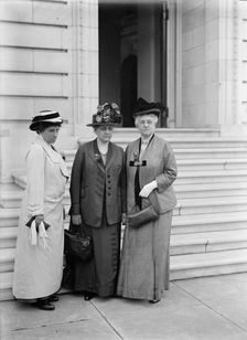 Julia Lathrop, Jane Addams and Mary E. McDowell, 1913. Creator: Harris & Ewing