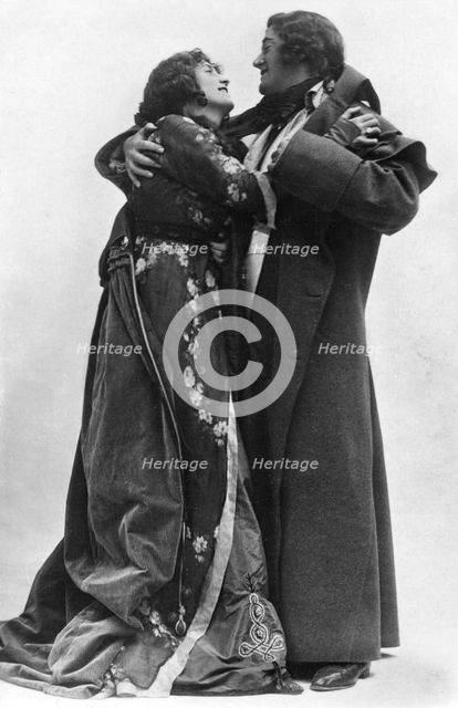 Julia Neilson and Fred Terry in The Scarlet Pimpernel, c1905.Artist: Ellis & Walery