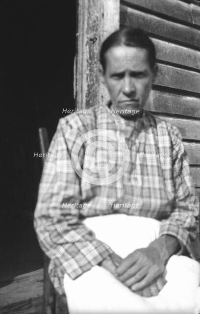 Julie Boone, Micaville, Yancey County, North Carolina, USA, 1916-1918. Artist: Cecil Sharp