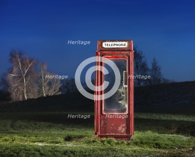 K8 telephone kiosk, Langton Park, Wroughton, Swindon, Wiltshire, 2014. Artist: James O Davies.