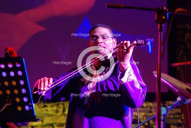 Omar Puente, Brecon Jazz Festival, Powys, Wales, 2009. Artist: Brian O'Connor