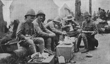 On the March to Kumassi: A Halt for Dinner 1902