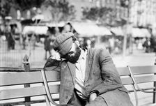 On the East Side - Jew[ish] New Year, 1912. Creator: Bain News Service