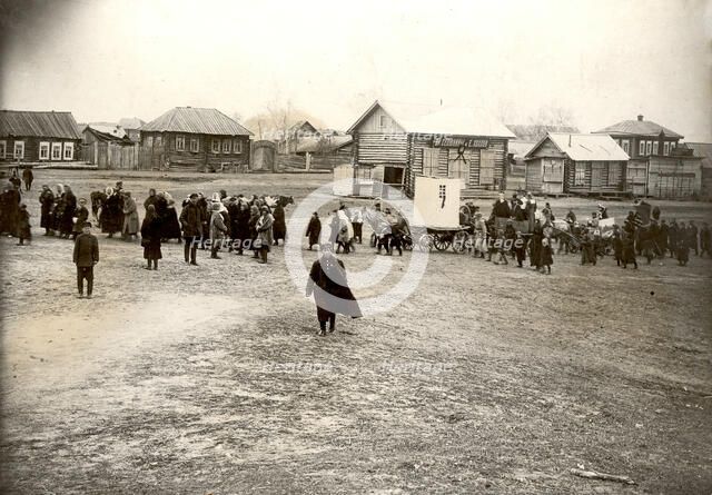 On the square, early 20th century. Creator: Unknown.