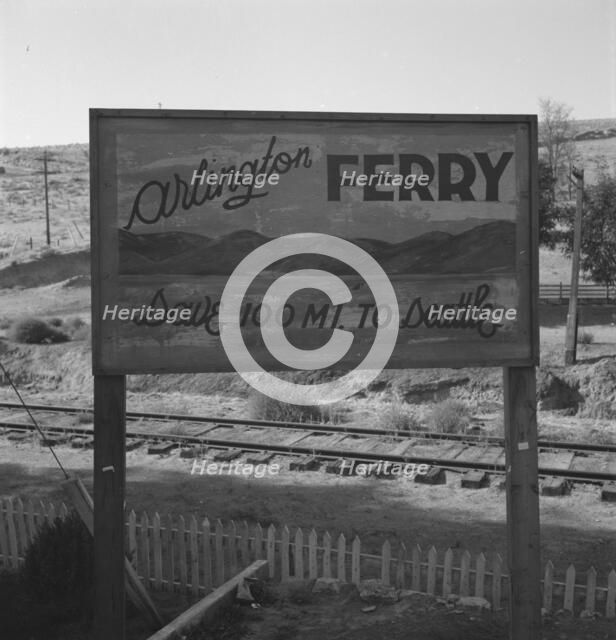 On transportation outskirts of small Oregon town on the Columbia River, Arlington, Oregon, 1939. Creator: Dorothea Lange.