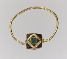 One of a Pair of Gold Cloisonné Earring, Frankish, 500-550. Creator: Unknown