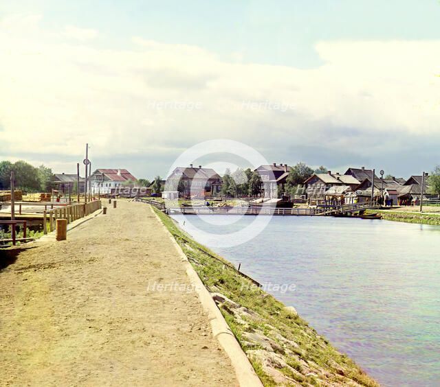 Onezhskii Canal near Voznesene [Russian Empire], 1909. Creator: Sergey Mikhaylovich Prokudin-Gorsky.