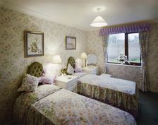 Oak Lodge, Cambridge Road, Wanstead, Redbridge, London, 13/12/1984. Creator: John Laing plc