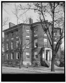 Octagon House, between 1910 and 1920. Creator: Harris & Ewing