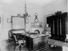 Office in Bureau of Engraving and Printing, Washington, D.C., between 1880 and 1910(?). Creator: Frances Benjamin Johnston