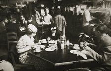 Office workers lunching in a restaurant, New York, USA, early 1930s