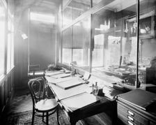 Offices of Mulford & Petry Co., Detroit, Mich., between 1900 and 1910. Creator: Unknown