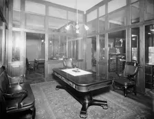 Offices of Mulford & Petry Co., Detroit, Mich., between 1900 and 1910. Creator: Unknown