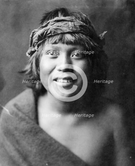 Okuwa-Tsire ("Cloud Bird"), San Ildefonso, c1905. Creator: Edward Sheriff Curtis.