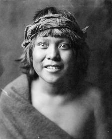 Okuwa-Tsire ("Cloud Bird"), San Ildefonso, c1905. Creator: Edward Sheriff Curtis
