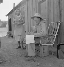 Oklahoma farmer, now living in Cow Hollow, is a FSA borrower, Malheur County, Oregon, 1939 Creator: Dorothea Lange