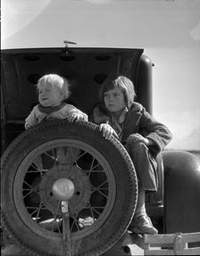 Oklahoma refugees, California, 1936. Creator: Dorothea Lange