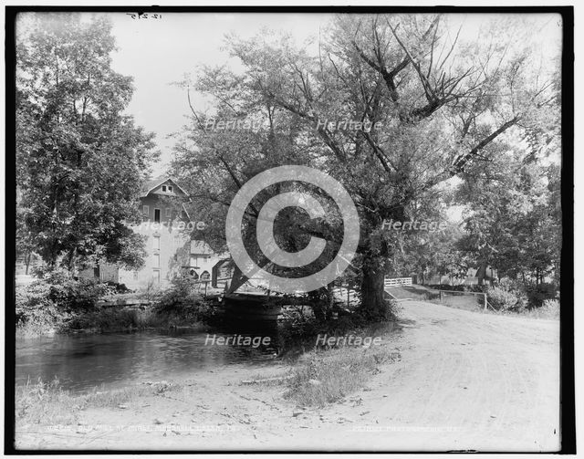 Old mill at Minsi, Marshall Creek, Pa., between 1890 and 1901. Creator: Unknown.