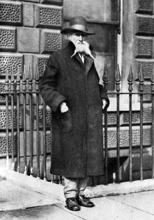 Old Odell of the famous Savage Club, Adelphi Terrace, London, 1926-1927.Artist: Joel