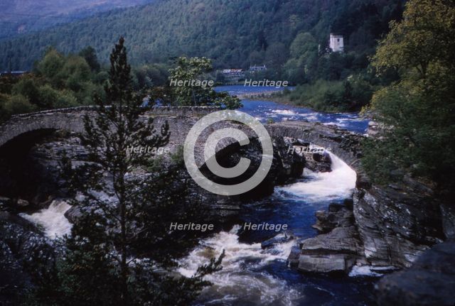 Old Bridge, Invermoriston, Invernessshire, Scotland, 20th century. Artist: CM Dixon.