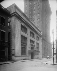 Old Colony Trust Company, main office, Court Street, Boston, Mass., (1913?). Creator: Unknown