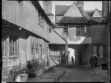 Old George Yard, Burford, West Oxfordshire, Oxfordshire, 1924. Creator: Katherine Jean Macfee