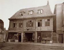 Old House, Palace Yard, Lambeth, c1883. Creator: Henry Dixon & Son