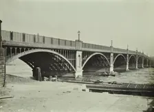 Old Vauxhall Bridge, London, 1903