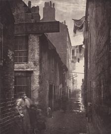 Old Vennel, Off High Street, 1868-1871. Creator: Thomas Annan