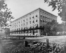 Old Winder Building, 17th St., N.W., below Pa. Ave., Washington, D.C., between 1860 and 1880. Creator: Unknown