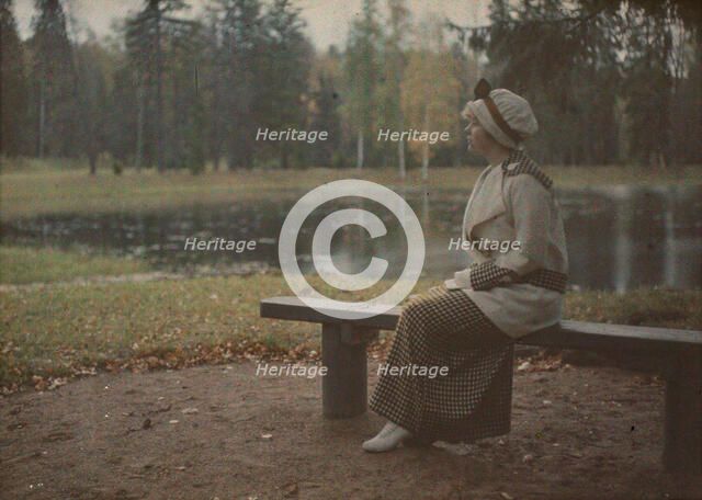 Olga Victorovna Dmitrieff, 1907. Creator: Constantin Mitrofanovitsh Flórinsky.