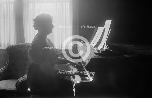Olive Kline, between c1915 and c1920. Creator: Bain News Service.