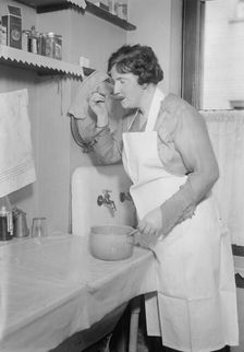 Olive Kline, between c1915 and c1920. Creator: Bain News Service