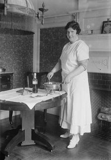 Olive Kline, between c1915 and c1920. Creator: Bain News Service